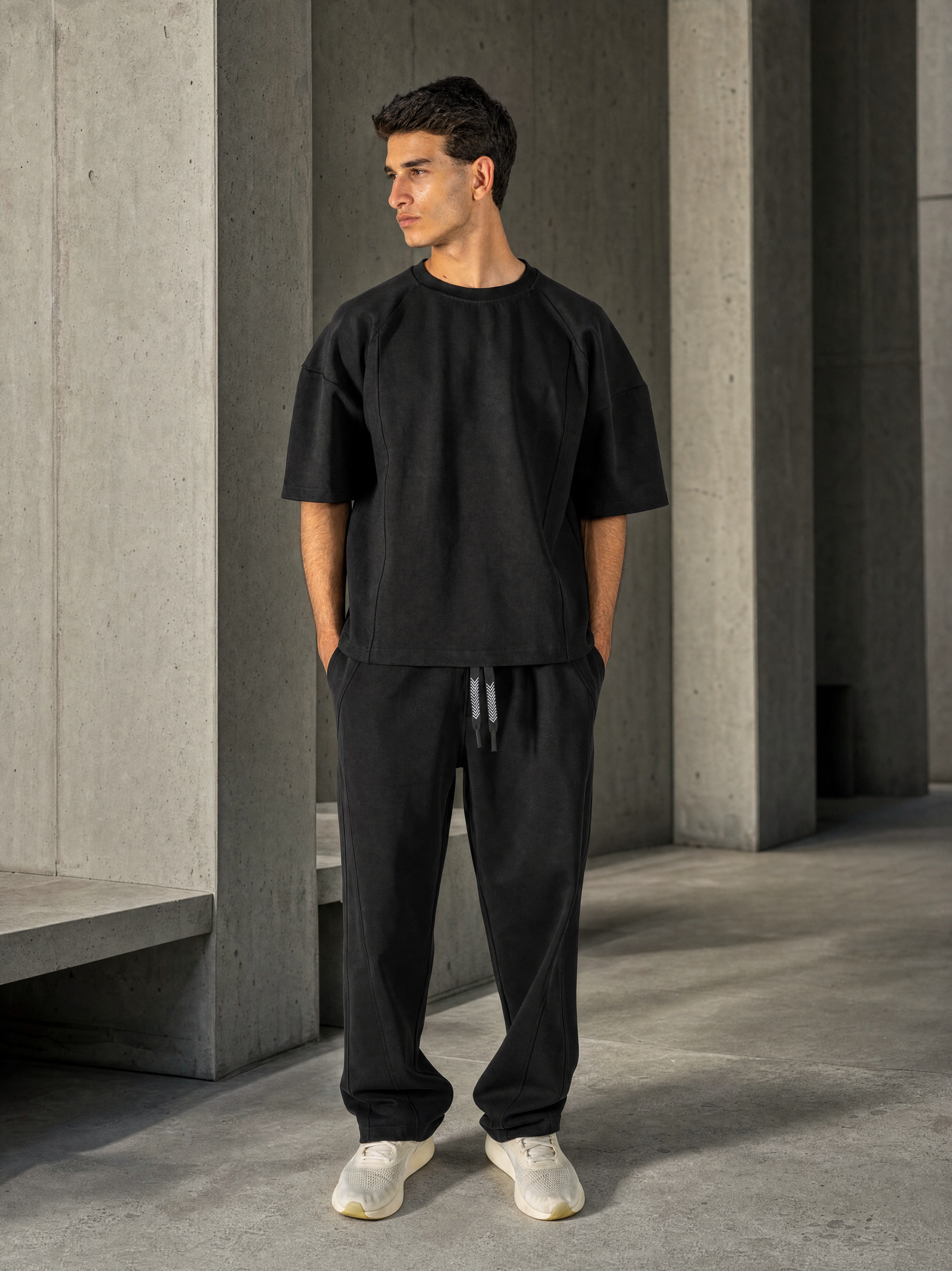 SIGNAL Oversized Tee — Black